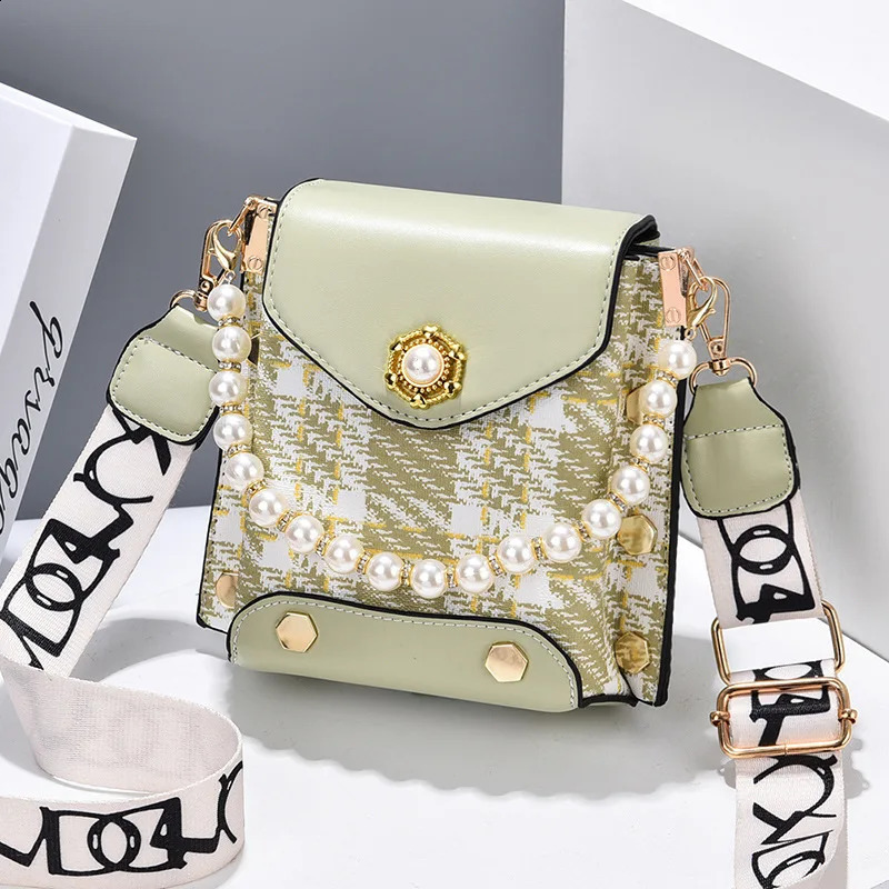 Fashion er womens cross body bag cute princess wallet classic shoulder bag summer pearl chain phone bag 240904