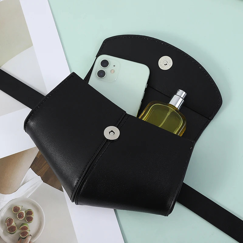 Womens Snake Waist Bag Heart Shaped Belt Bags Fanny Pack PU Leather Crossbody Chest Fashion Small Hip Purse 240906
