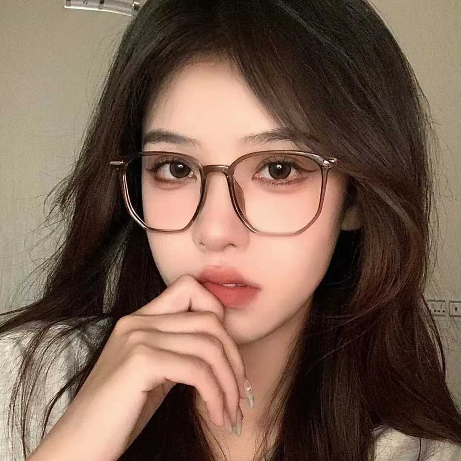Shatar New Fashion Reading Glasses Advanced Ultra Light Comfortable Anti Blue Light Presbyterian Glasses for Women Large Frame Young W240907