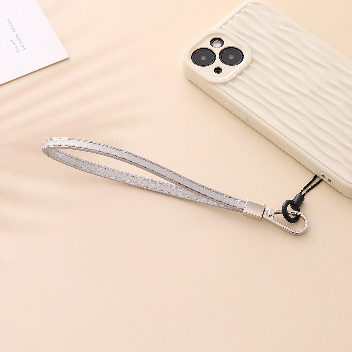 Yilian's new dual needle tread PU leather short chain anti drop phone case strap pendant for women