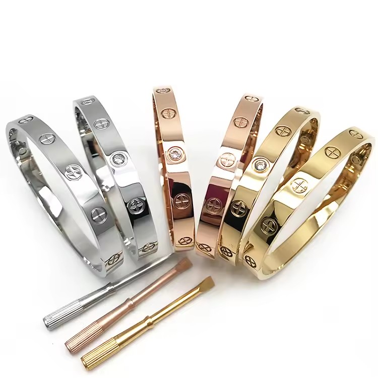 Luxury Screw bracelet nail bracelet Designer Jewelry Fashion Bangle Gold Plated Titanium Steel Diamond for Women Men bracelets Silver Classic Jewelrys Designers