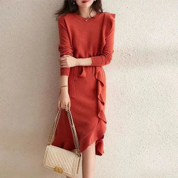 Autumn and Winter Woolen Dress Mid to Long Base Knit Dress Womens Outfit Coat Inner Layer Waist Cinching Skirt 240905