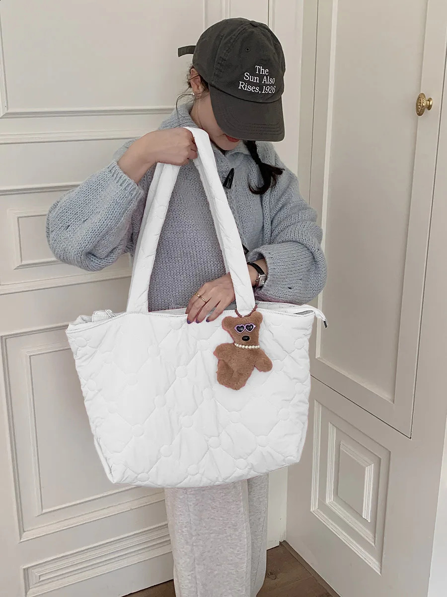 Pink Feather Shoulder Handbag for Women Large Capacity Cloud Bag for Women Cotton Bag for Women 240903