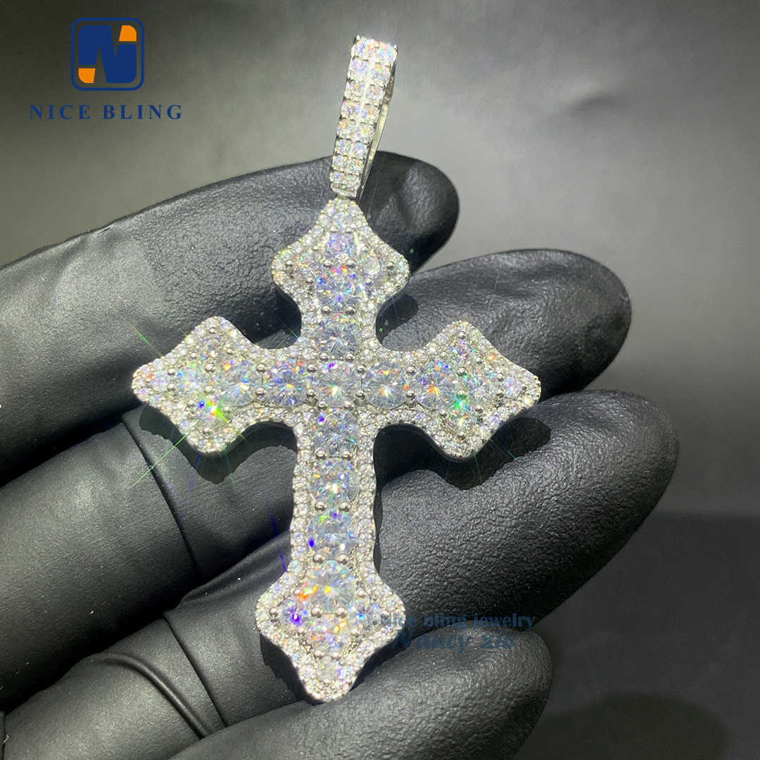 Men Hip Hop Jewelry Personalized Custom VVS Moissanite Pendant Iced Out 925 Sterling Silver Rapper cross Pendant Cross pendant