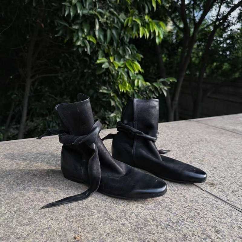 Leather Niche Design Butterfly Knot Fashion Boots Wrapped Strap Tied Short Boots For Women Autumn Martin Boots Worn Flat Bottomed Boots Single Boots 2