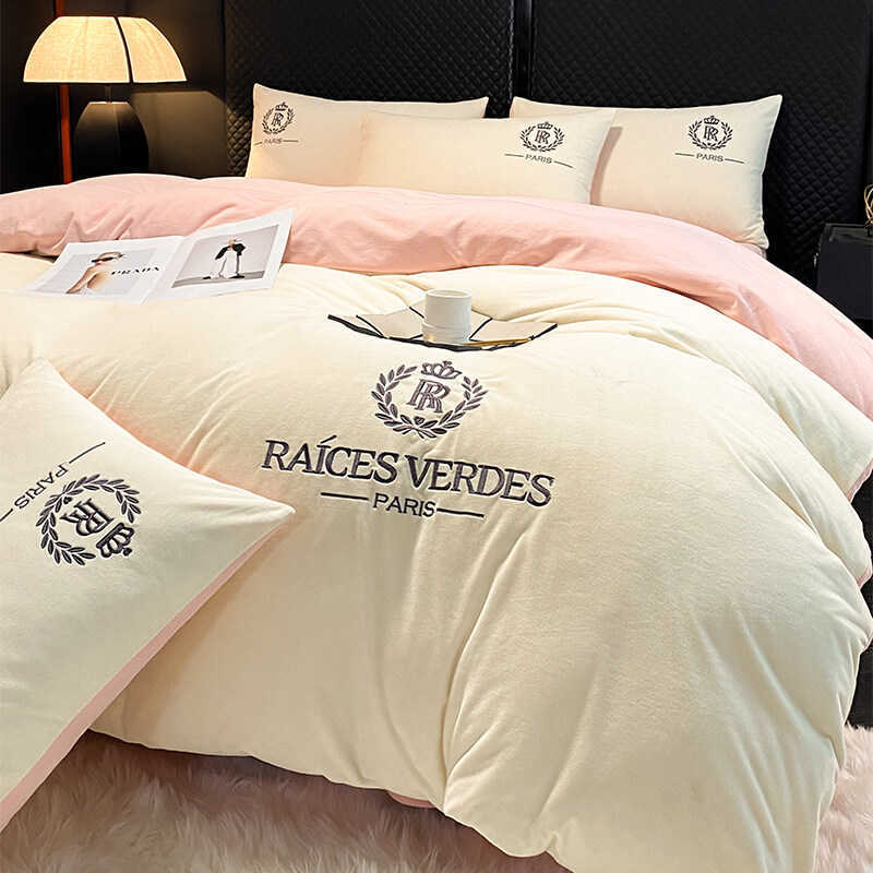 Winter Thickened Milk Four Piece Double sided Warm Coral Veet Cover Bed Sheet Bedding Set Three PieceX240907