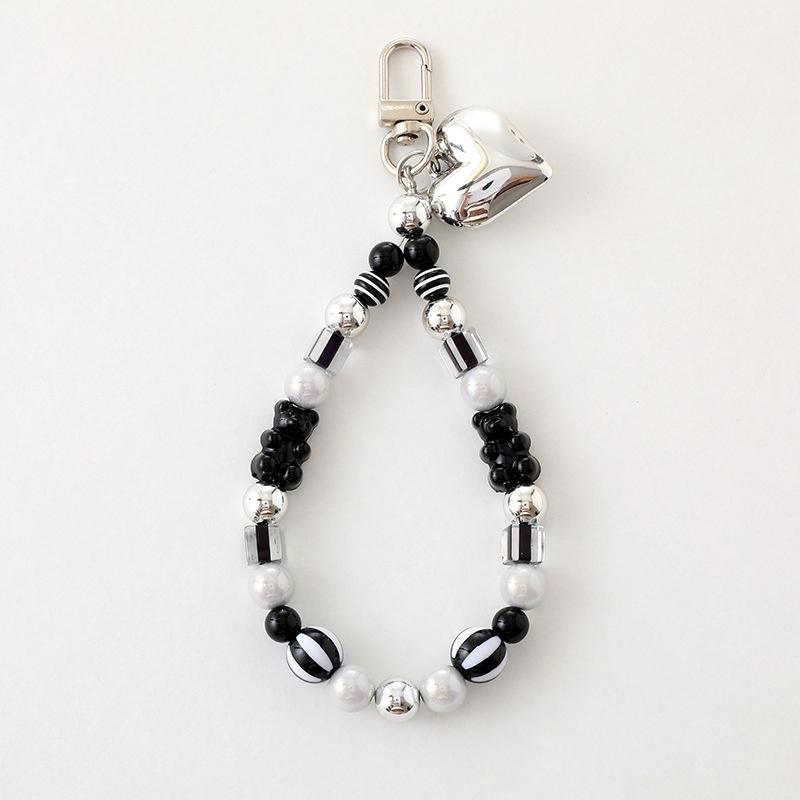 Creative New Pearl Heart Pendant Black and White Beaded Bear Chain Rope Phone Case Keychain Hanging Accessories
