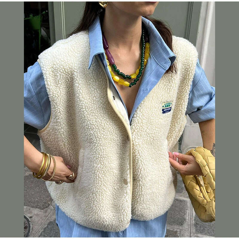 2024 Autumn Women's Elegant Lamb Single breasted Pocket Sleeveless Vest 8