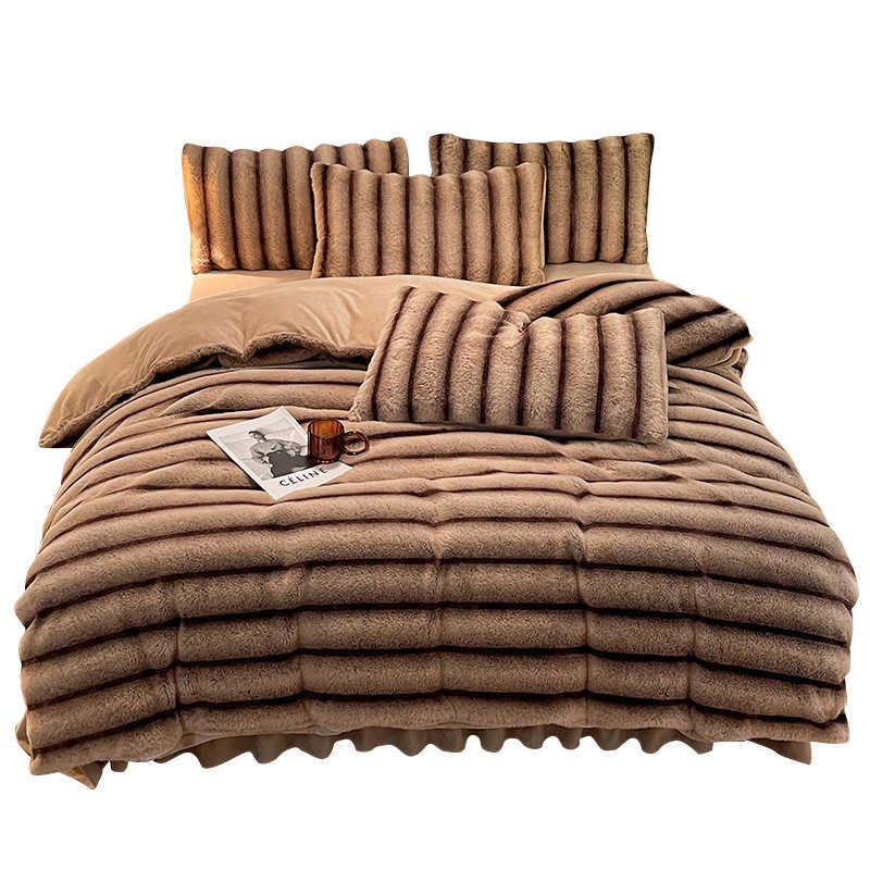 Autumn and Winter Warm Thickened Milk Velvet Four Piece Set Winter New Luxury Thickened Warm Rabbit Velvet Bed Four Piece SetX240907