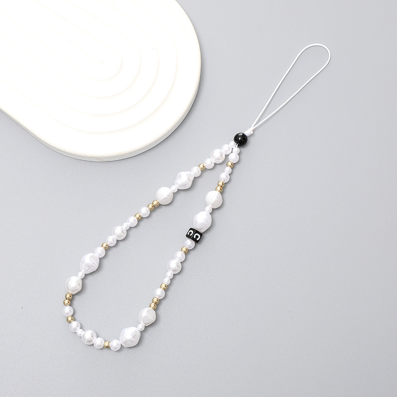 Korean version of Xiaoxiangfeng pearl chain, case, accessory, short phone hanging rope, anti fall wrist strap for women