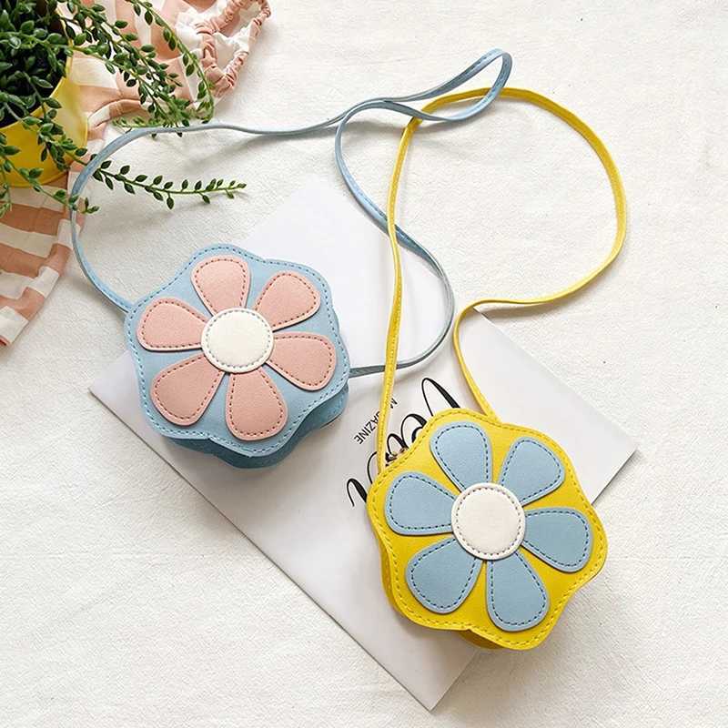 Little girl princess bag baby bag autumn and winter fashionable super cute children messenger bag flower bag W240906