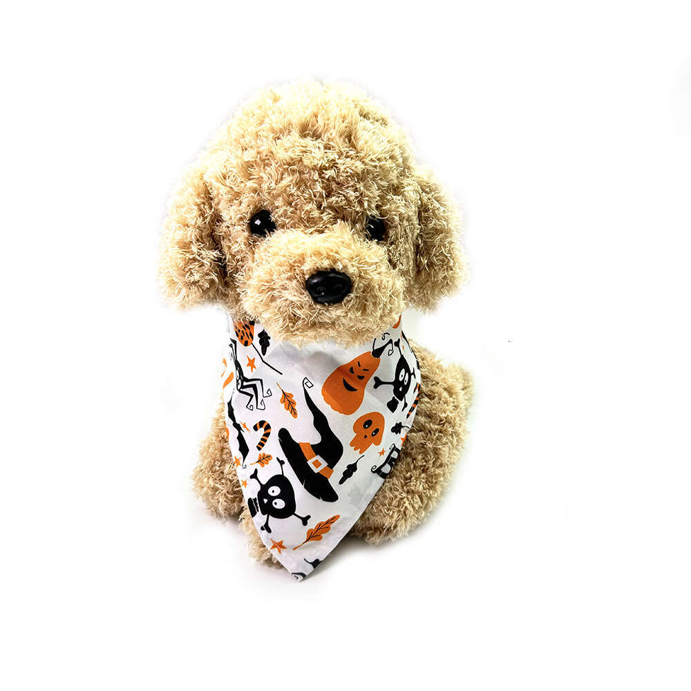 New Halloween triangular dog saliva towel, cat neck cover, scarf, pet accessory