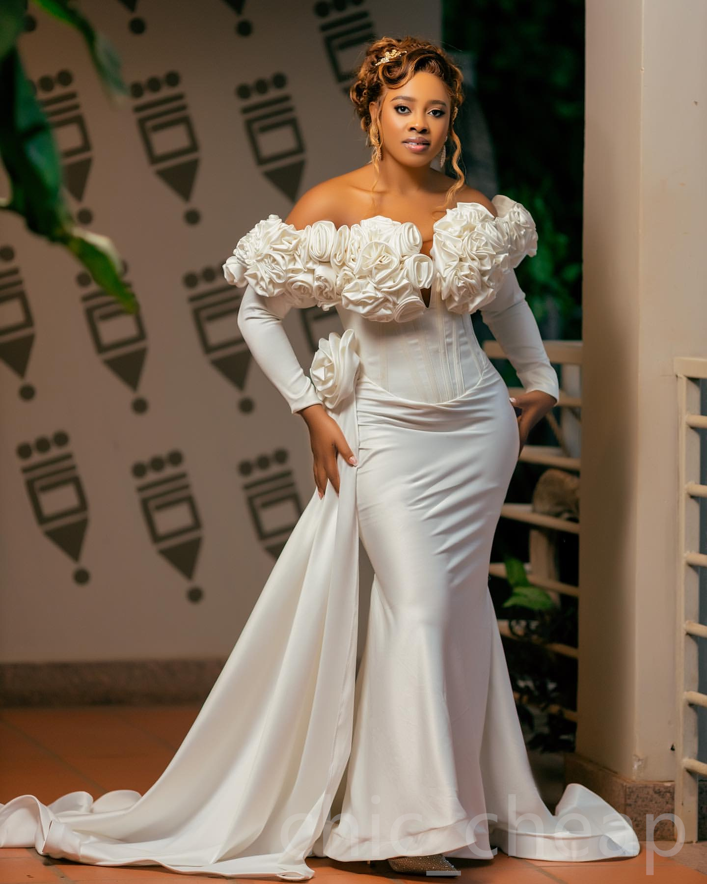 2024 Ivory Mermaid Prom Dresses For Special Occasions Flowers Satin Full Sleeves Evening Formal Party Second Reception Birthday Engagement Gowns Dress