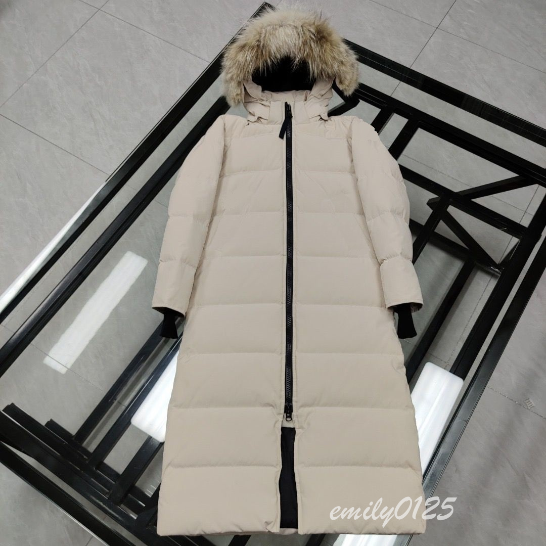 Women Puffer CG Jacket Designer Epaulet White Down Parkas Womens Winter Thick Warm Fur Hooded Overcoat Cream Black Red Long Zipper Outwear Coat Windbreaker XXL