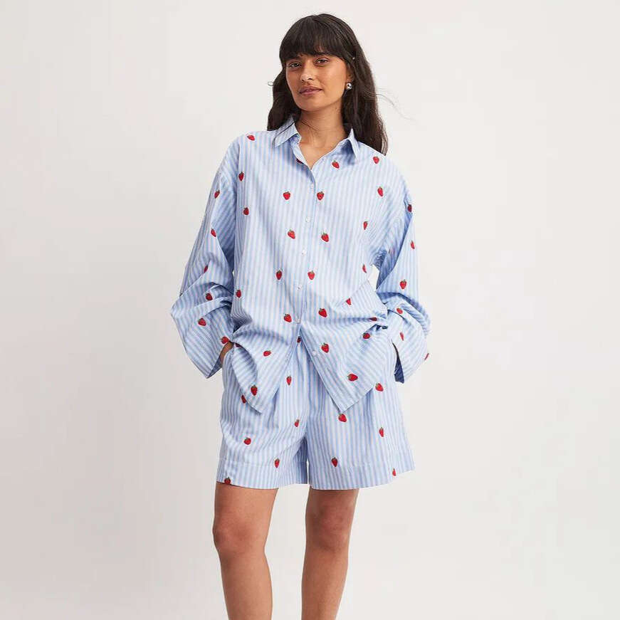 Collar blue and white striped contrasting shirt set for women with a high-end feel, strawberry embroidery loose casual suit