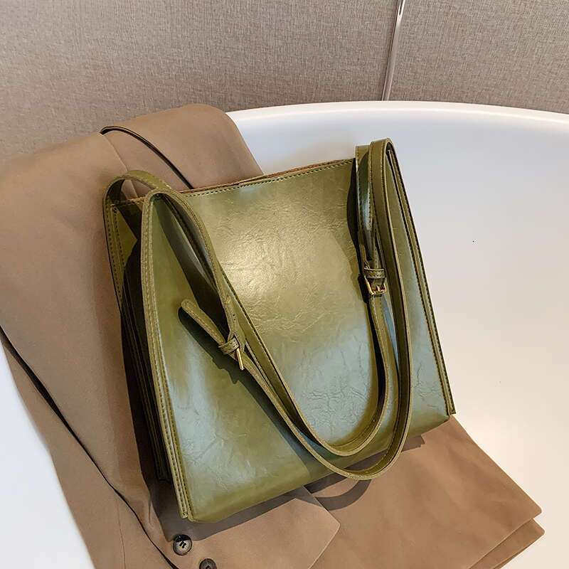Shiny Leather Shopper Shoulder Tote Bag Retro Large Capacity Women Bags Quality Shopping Totes 2024 Designer Handbag Lady