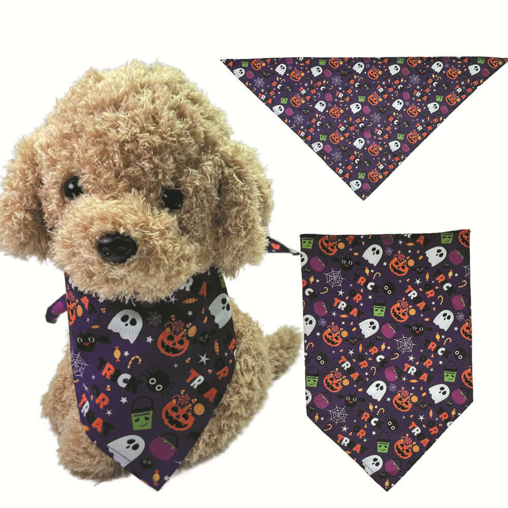 New Halloween triangular dog saliva towel, cat neck cover, scarf, pet accessory