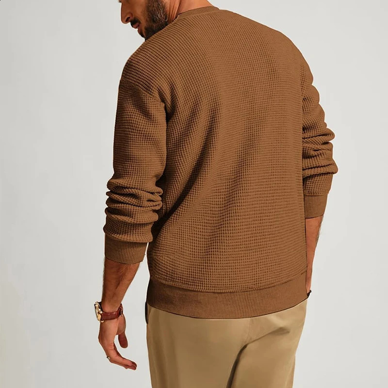 Shi Shang Hua Fu Ge Knitted Sweater Mens Casual Solid Color Long Sleeve Staff Collar Knitted Jumping Top Mens Autumn Fashion Slim Fit Sweater 240905