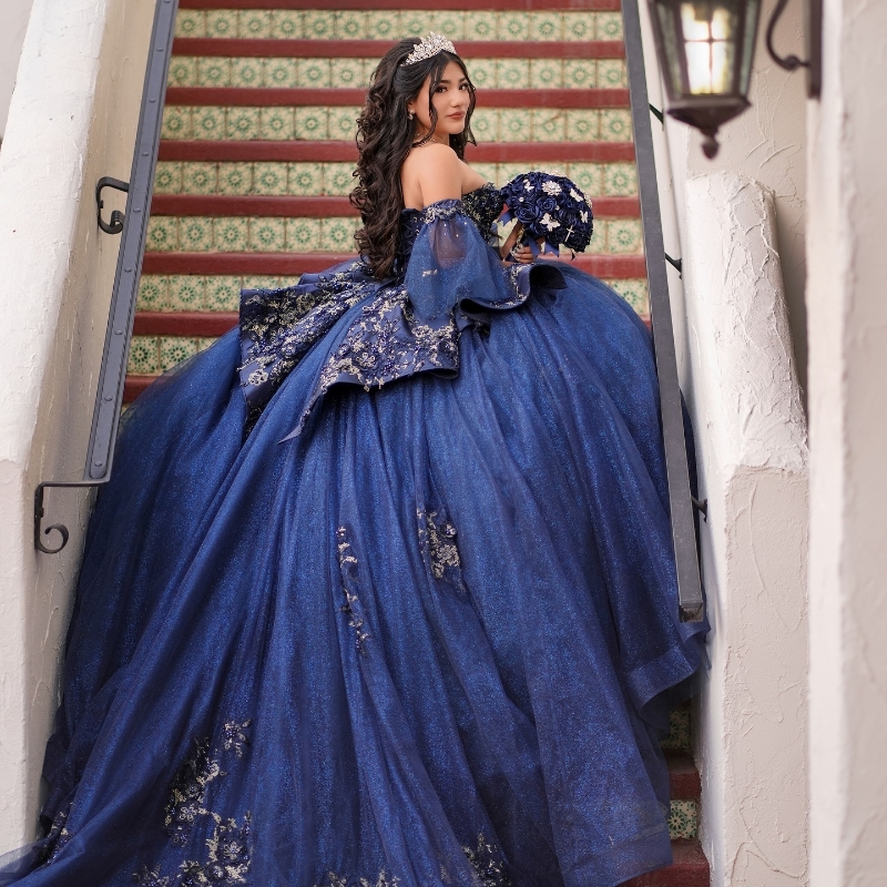 Royal Blue Shiny Princess Ball Gown Charming Quinceanera Dresses Applique Lace Beads Crystal Tull Sweet 16 Dress Vestido De 15 Anos