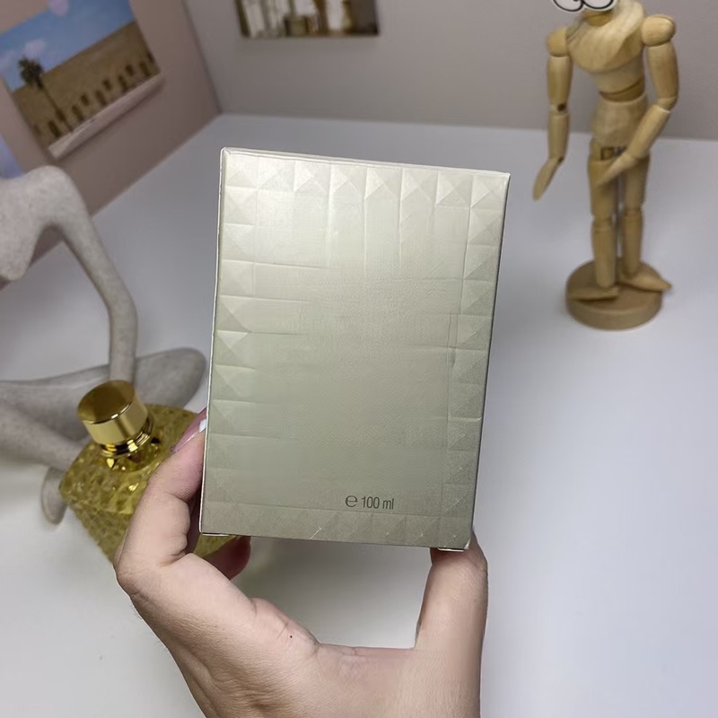 Born In Roma Donna Women oz ml Cologne Long lasting Floral Notes Green Stravaganza Men Perfume Spray