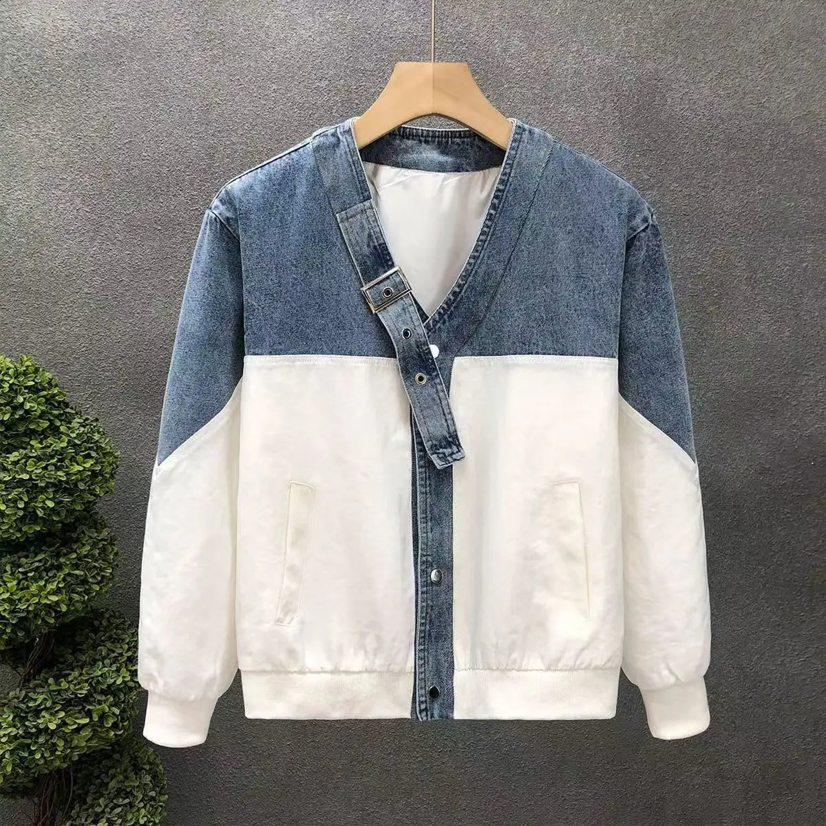 Autumn denim decal work jacket mens y ner Vneck top fashion loose cool streetwear 240904