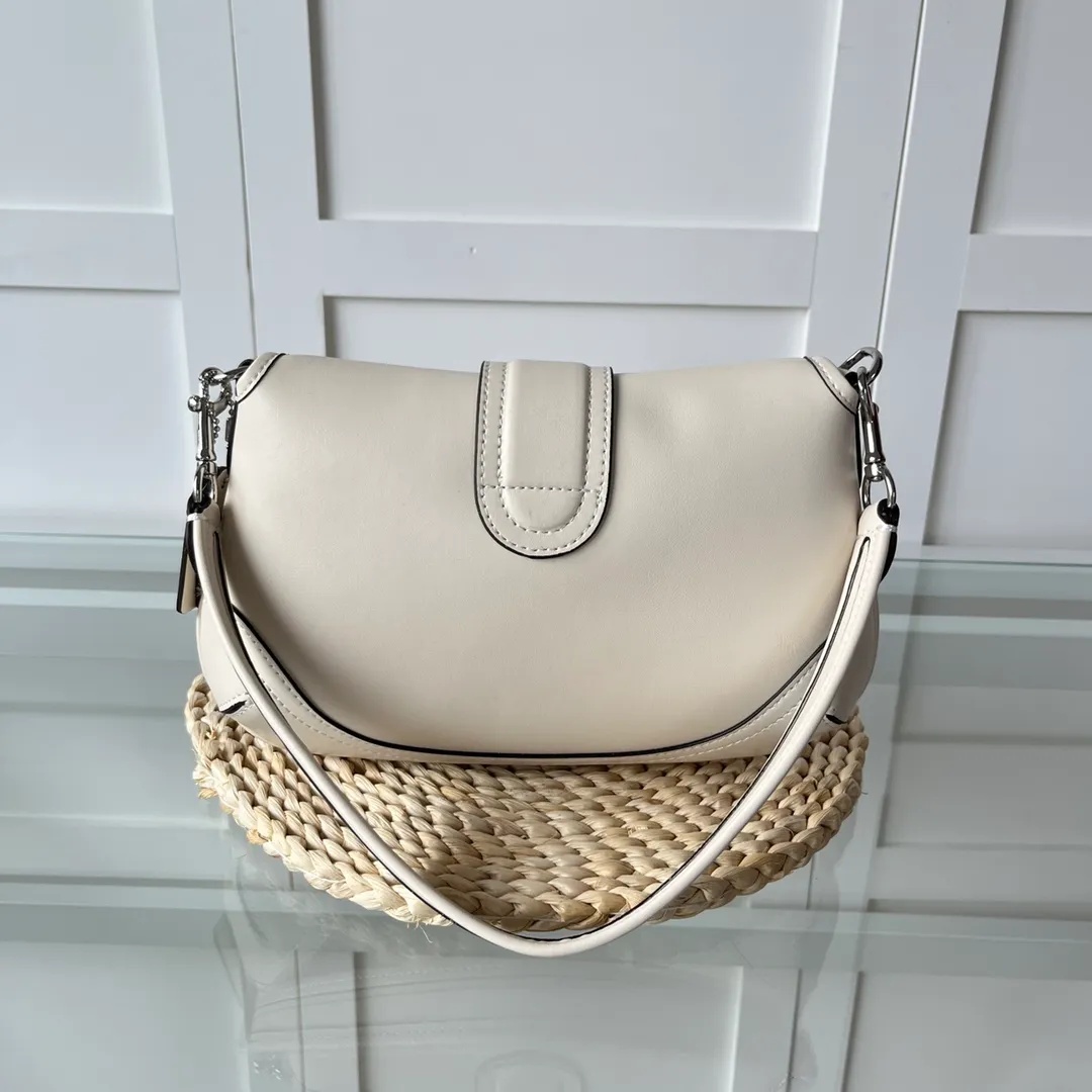 Bags designer bag women bag luxury bag tote bag soho bag Underarm Shoulder Bag saddle bag Pea Bag Available in Leather or Full Leather cowhide multi color Hot sale