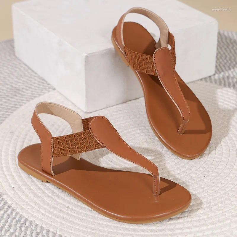 2025 S Fashion Designer Sandals Summer Women Flats Slippers Sides Flip Ps Belt Buckle Female Shoes Rome S