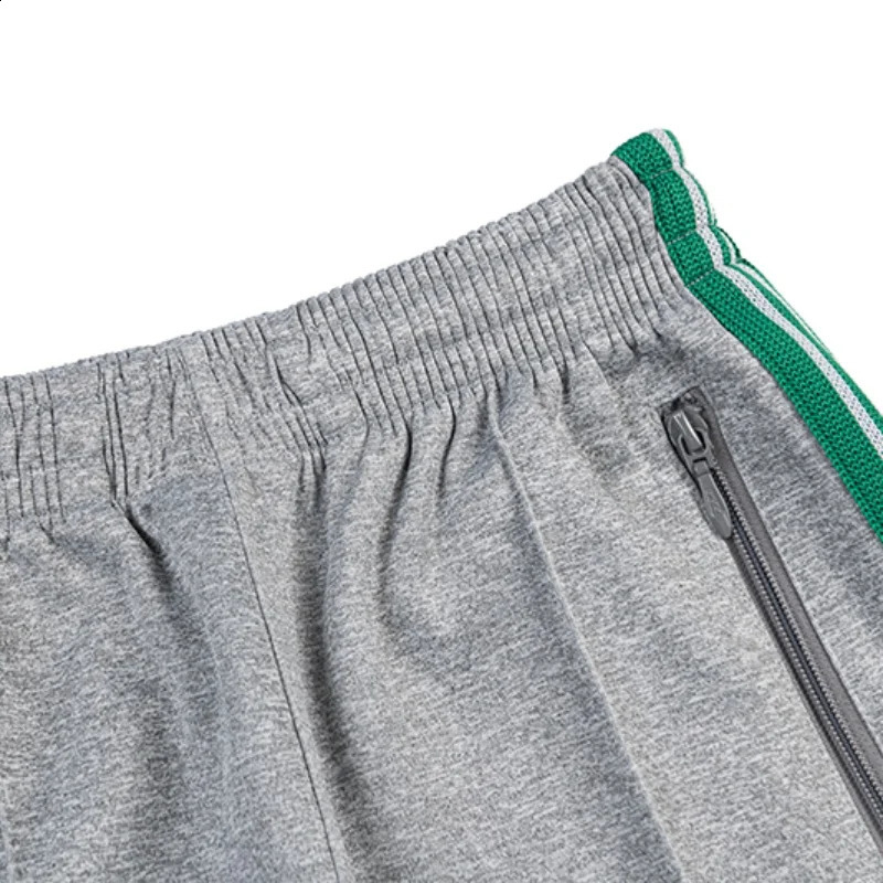 Trend Green Stripe Webbing Vintage Nee dles Grey Sweatpants Mens Womens Jogging Casual Drawstring Trousers 240904