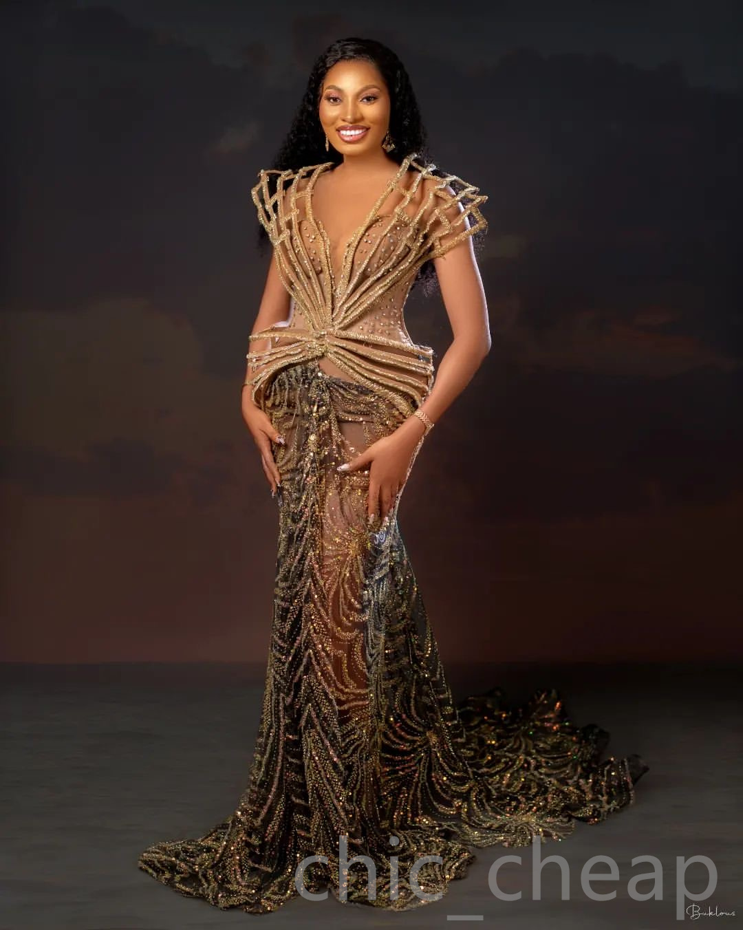2024 Mermaid Brown Prom Dresses For Special Occasions Rhinestones Sequined Lace Illusion Evening Formal Party Second Reception Birthday Engagement Gow