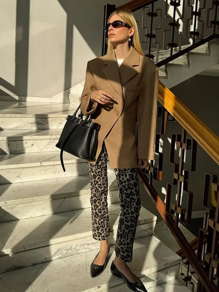 Womens Brown Lapel Solid Blazer Coat Female Commute Long Sleeves Pocket Loose Jacket Casual Lady Irregular Outerwear 240904 B4