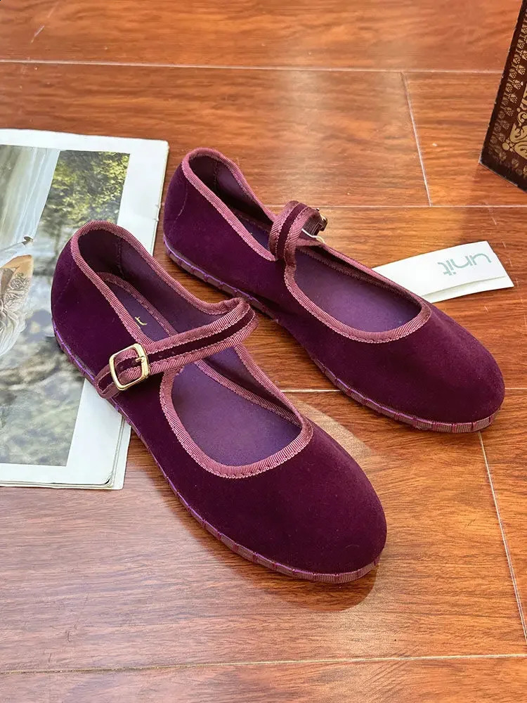 Elegant Mary Janes Flats Women Black Buckle Strap Shallow Casual Ballet Shoes Ladies Spring Autumn Canvas Loafers 240906