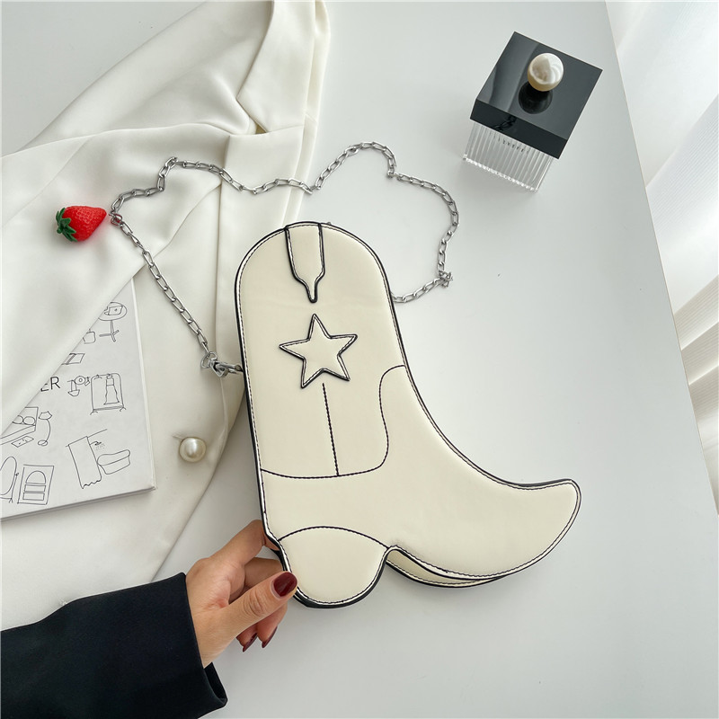 2025 Designer Boot Funny 3 Creative Shaped Shoulder Bag, Niche Novelty Halloween Chain Wallet For Women 579 Bag,