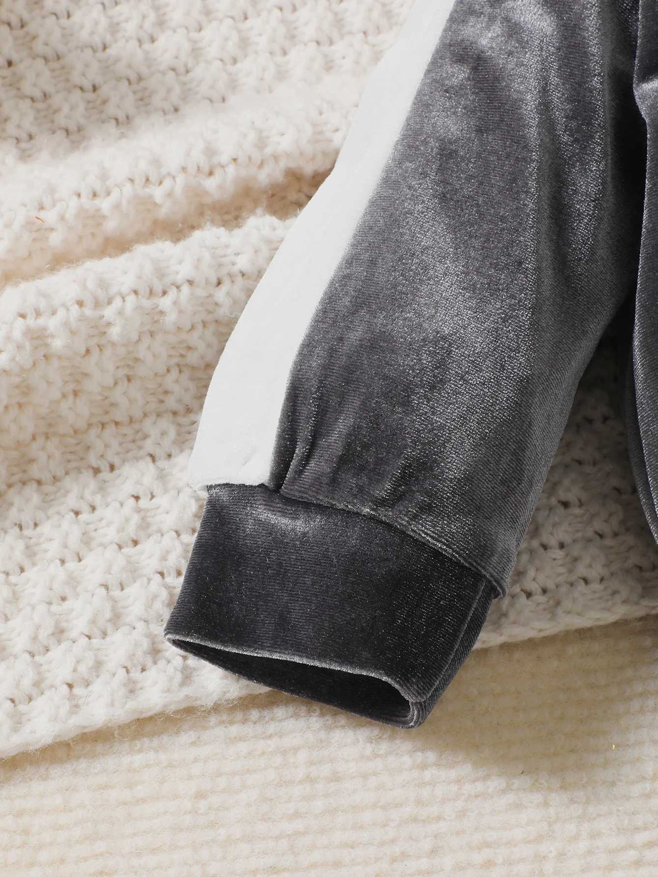 Clothing Sets Autumn And Winter Male Baby Smooth Velvet Suit Hooded Matching Color Hoodie Elastic Waist Trousers Sports Casual Two-Piece Set H241126