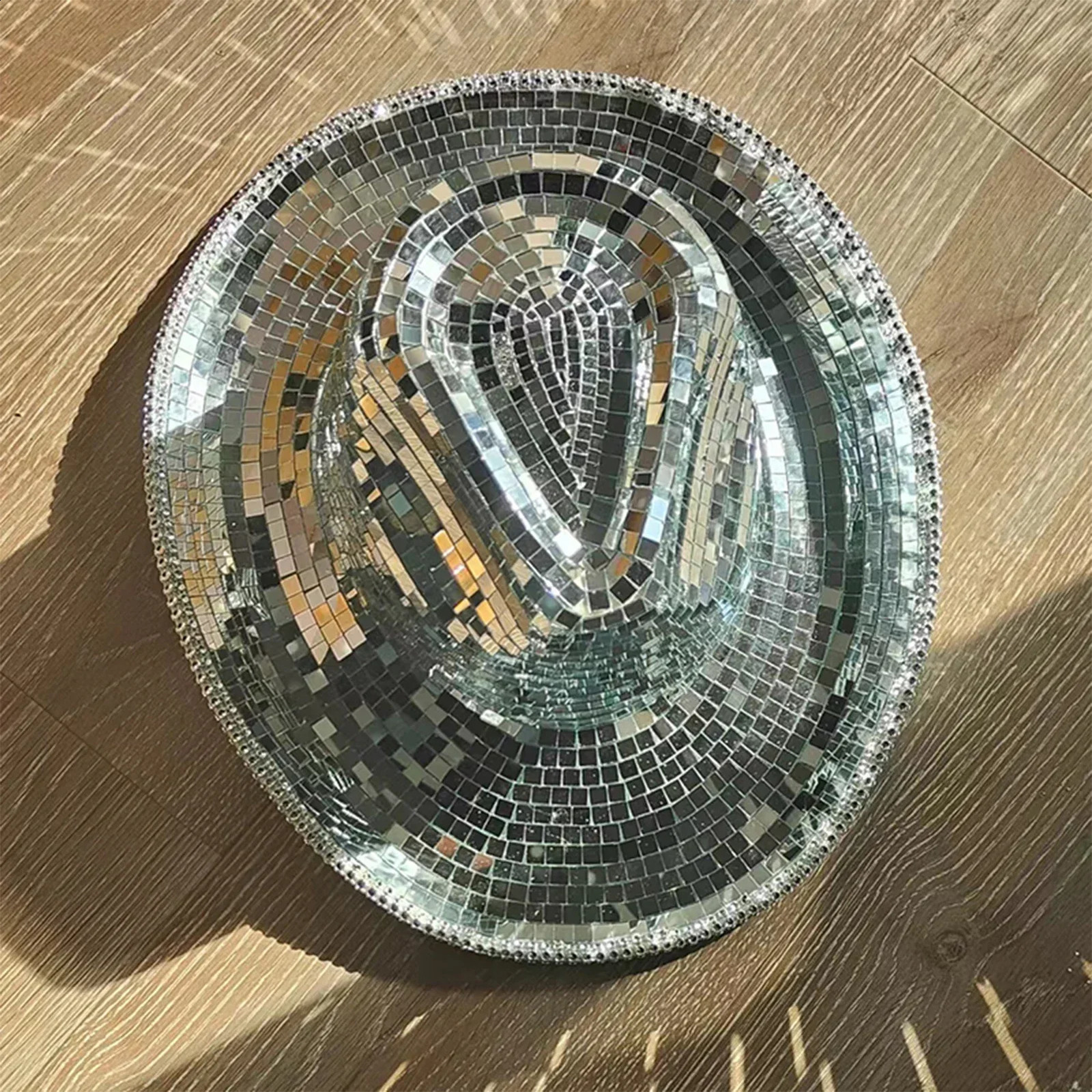 Disco Mirror Ball Cowboy Hat Shiny Silver Fashion Glass Cowgirl Hat Pub Performance Custom Cap Men Party Gathering Show Rave 240904
