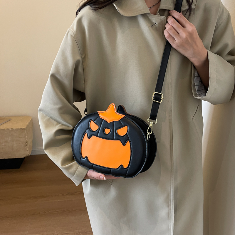 2025 Designer pumpkin funny 3 Halloween 2024 new color personality creative fashion shoulder bag for women