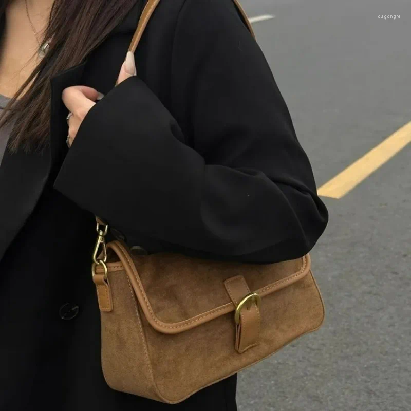 Drawstring 2024 Vintage Simple Streetwear Shoulder Bags Design Fashion All Match Handbag Y2k Aesthetic Casual Underarm Bag Women a86f