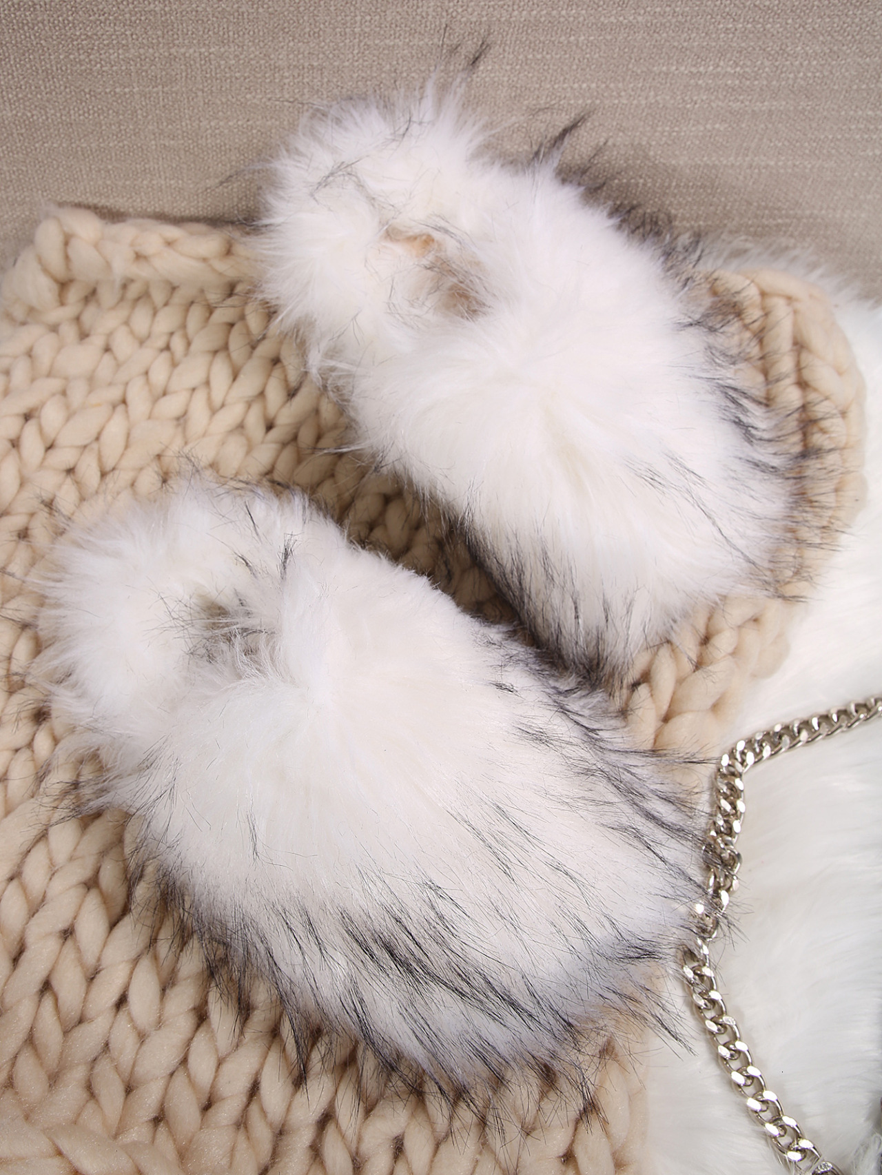 2024 new slippers for women's autumn and winter home with plush insulation, imitation fur anti slip cover, toe hair mop