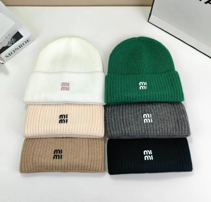 Beanie/Skull Caps Designer New Versatile Letter Embroidered Street Cold Hat Mens Trendy Womens Autumn and Winter Trendy Brand Warm Knitted Hat Woolen Hat