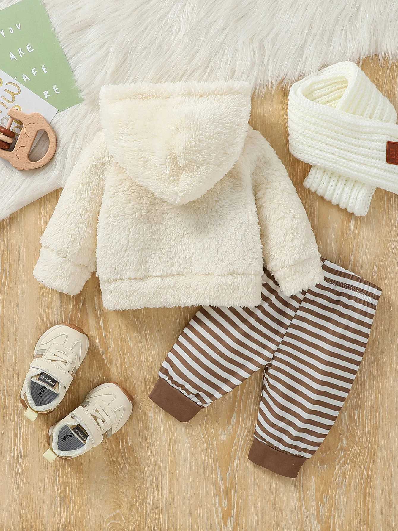 Clothing Sets 2024 Baby boy cute and casual winter plush long-sleeved Hooded Coat +long Striped pants For Newborn-6M H241126