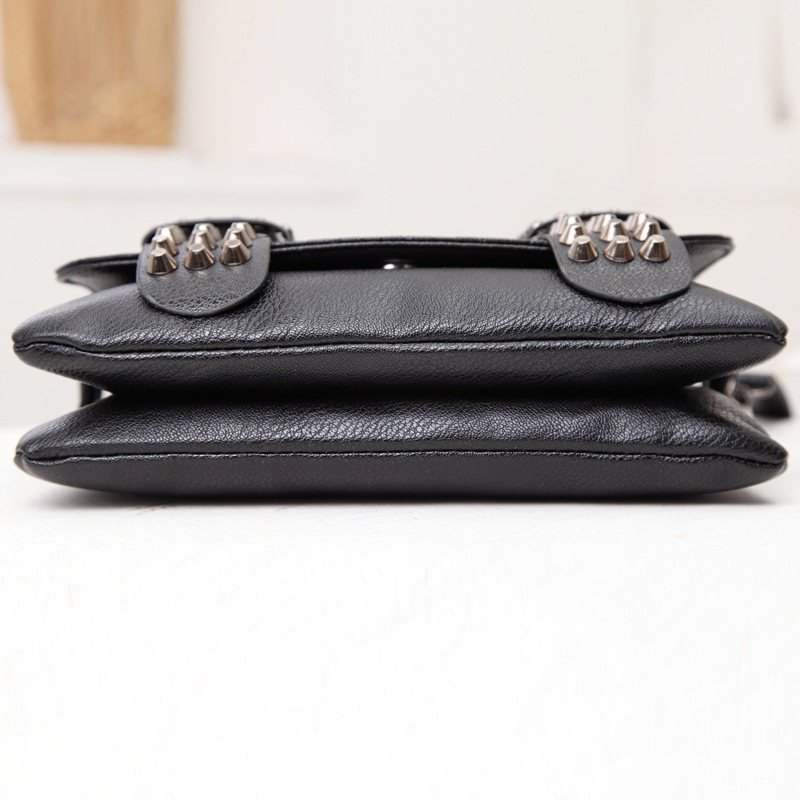 2025 Designer Bag Wrist 3 Chain Fashion Women's Single Shoulder Crossbody Handbag Halloween