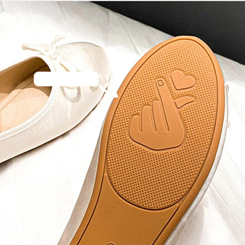 Woman Round Toe Cute Silk Satin Blue Casual Flats Female Bow Mary Jane Shoes Rubber Sole Straps Shoes Ballerina Flats 240903