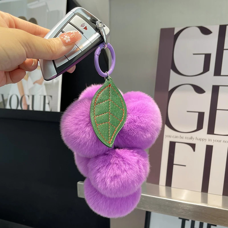 Fluffy Rex Rabbit Fur Pompom Keychain Genuine Leather Grape Keychain Metal Ring Pendant Bag Charm Womens Gift 240909
