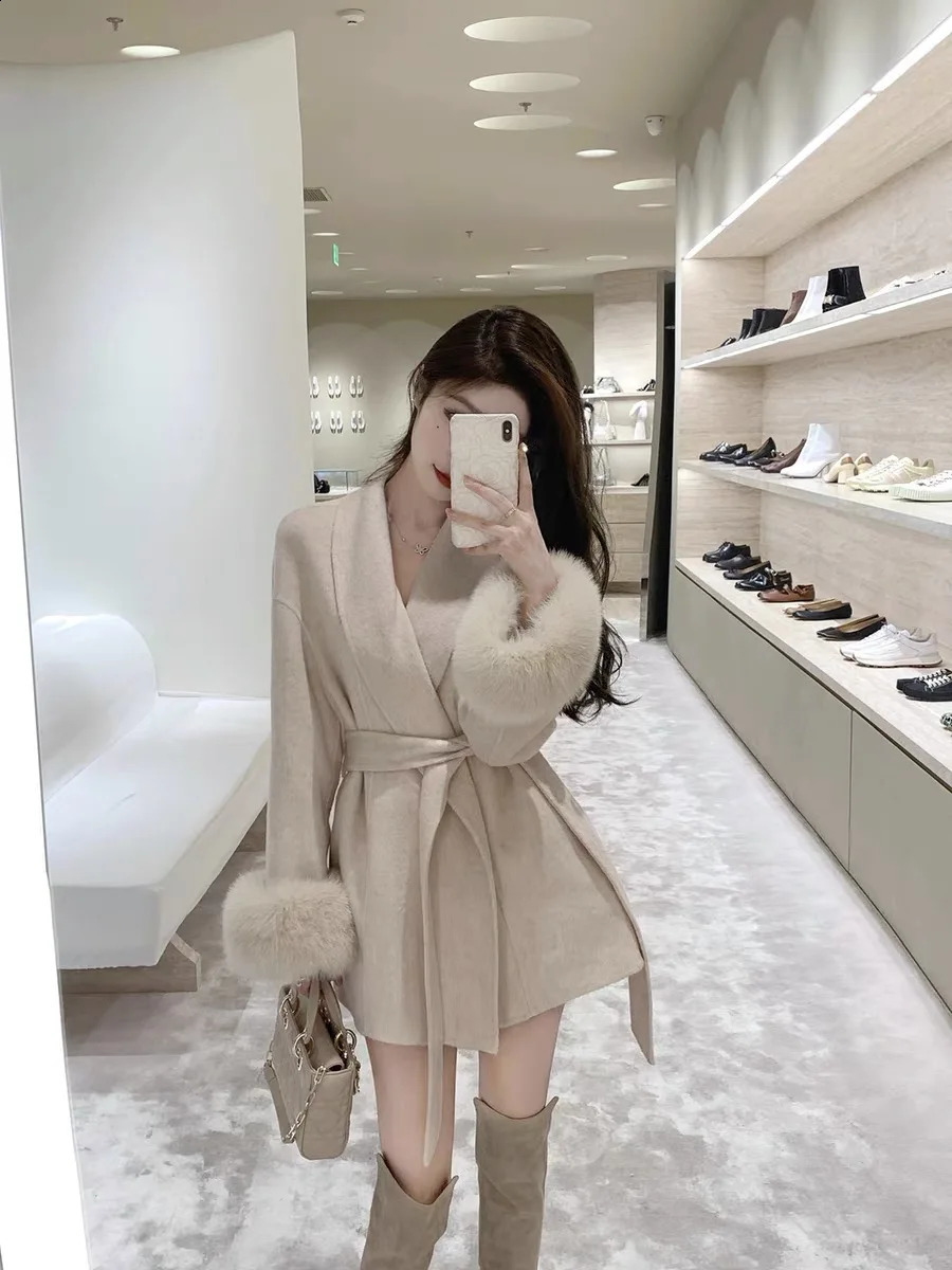 high-end double-sided wool shoulder strap coat for women detachable cuffs fox fur temperature double-sided cashmere short jacket 240909