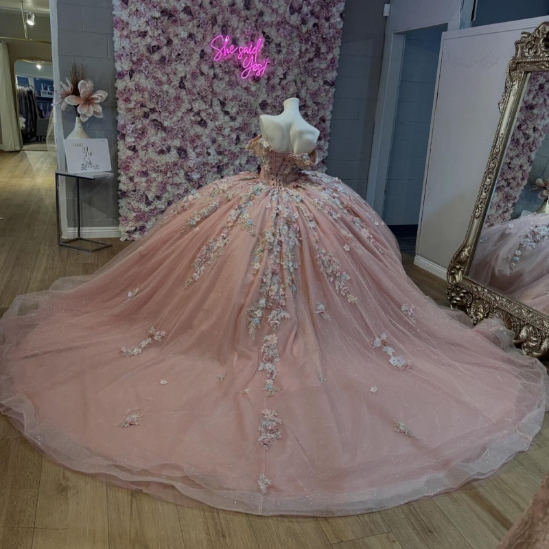 Pink Shiny Quinceanera Dresses Ball Gown Off The Shoulder Lace Applique Beaded Tull Tiered Ruffles Corset Sweet 16 Dress Vestido De 15 Anos