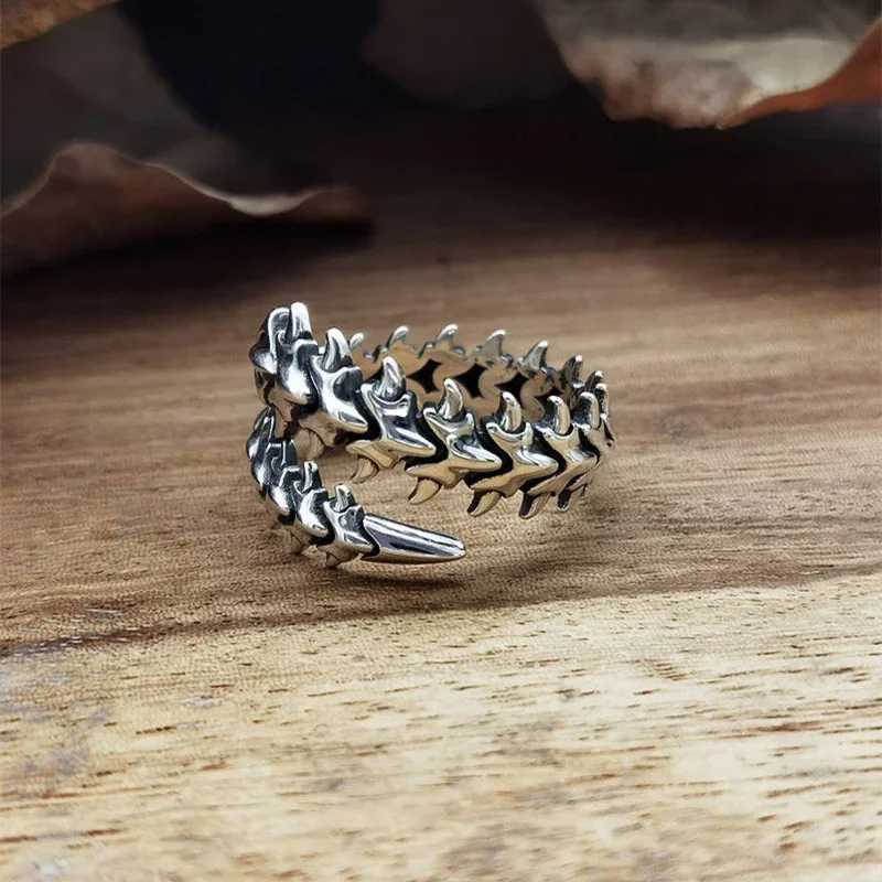 Vintage Gothic Keel Spine Rings For Women Men Antique Silver Hypeole Centipede Open Ring Hip Hop Jewelry Y2K Fashion RingsXJ250110