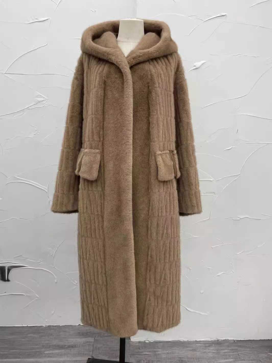 Hooded fur coat Loose slimming long Golden Sable fur onesie 2024 new warm long coat CL240827
