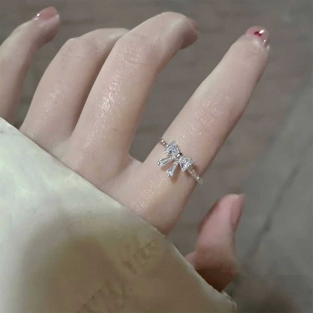 Fashion Cute Edition Bow Ring with Adjustable Opening Alloy Ring Niche Simple Sweet Ring Womens Jewelry StoreXJ250412