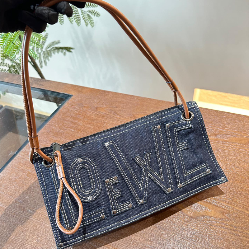 High Quality Women Cowboy Baguette Armpit Bag Size 29x15cm Fashion Accessories Bags