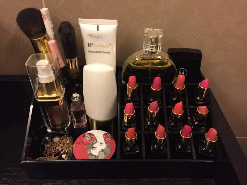 Lipstick holder Acrylic cosmetic Lipstick Storage Box new cosmetic Multifunction Storage Box Lipstick package