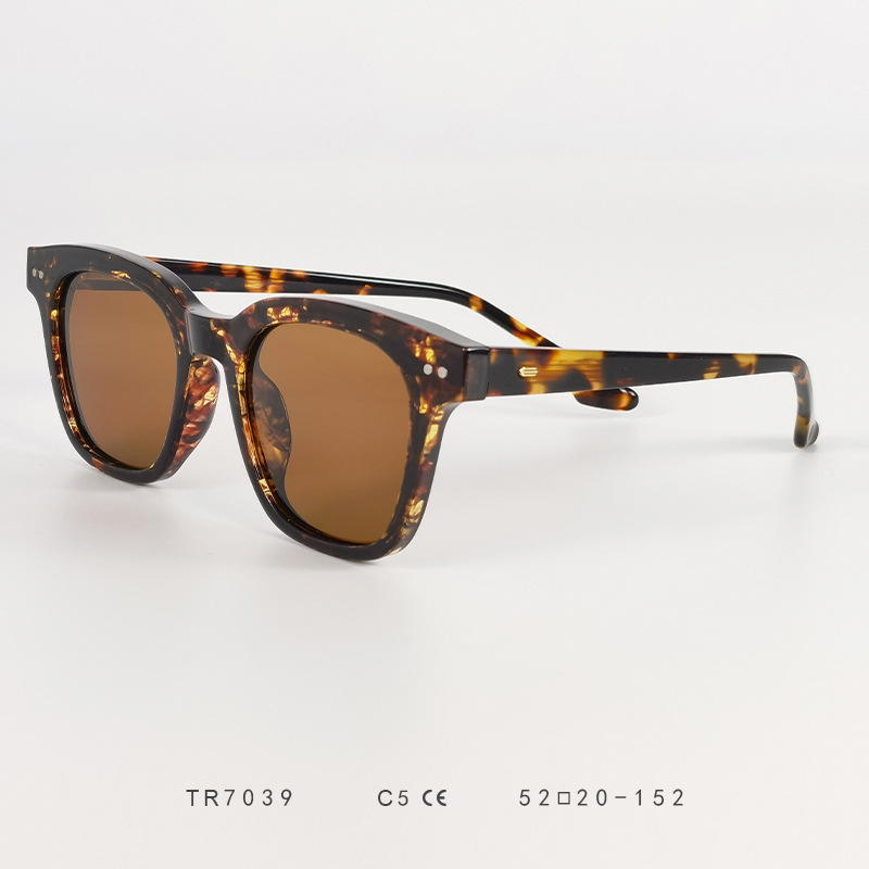 DS 7039 Top luxury Sunglasses polaroid lens designer womens Mens Goggle senior Eyewear For Women eyeglasses frame Vintage Metal Sun Glasses With Box